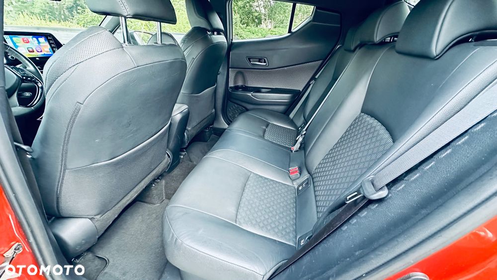 Toyota C-HR 2.0 Lounge - 16