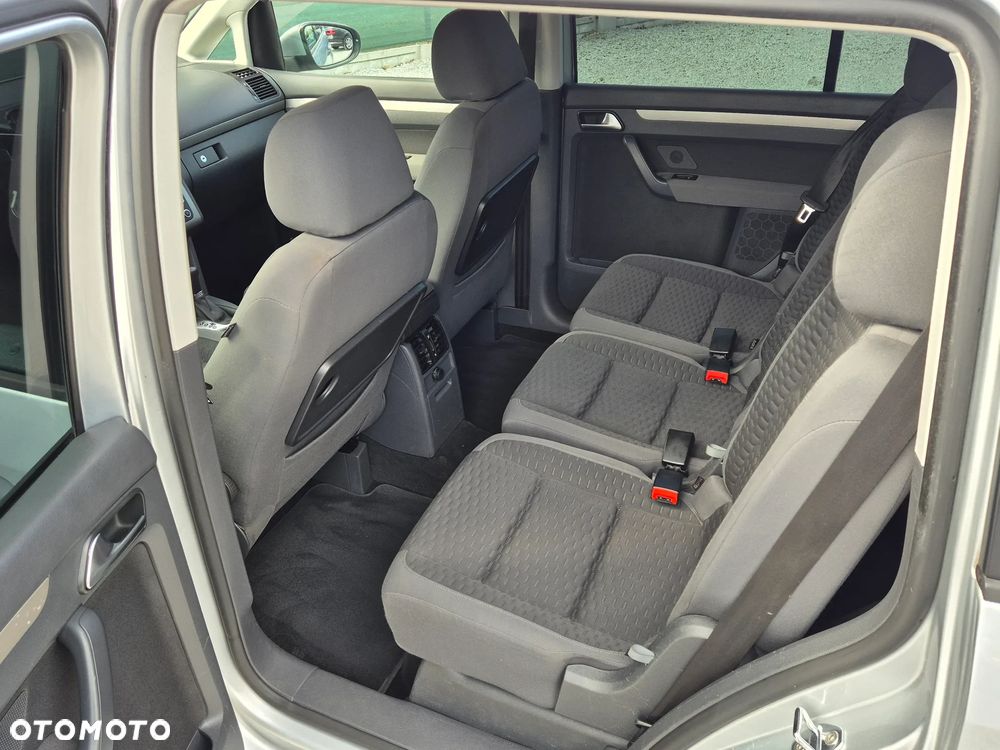 Volkswagen Touran 1.9 TDI DPF DSG Freestyle - 20