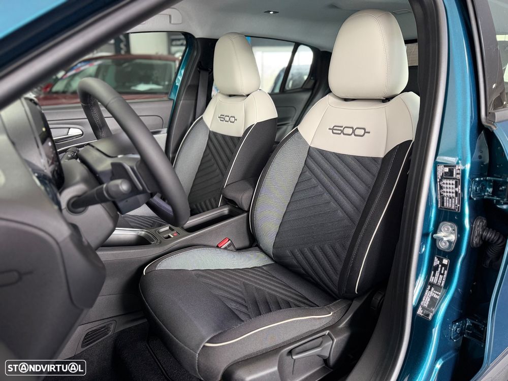 Fiat 600 1.2 Hybrid Pop - 12