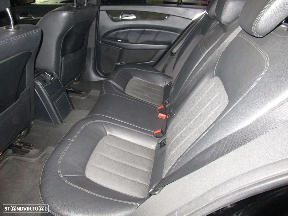 Mercedes-Benz CLS 250 Shooting Brake CDI DPF BlueEFFICIENCY 7G-T - 19