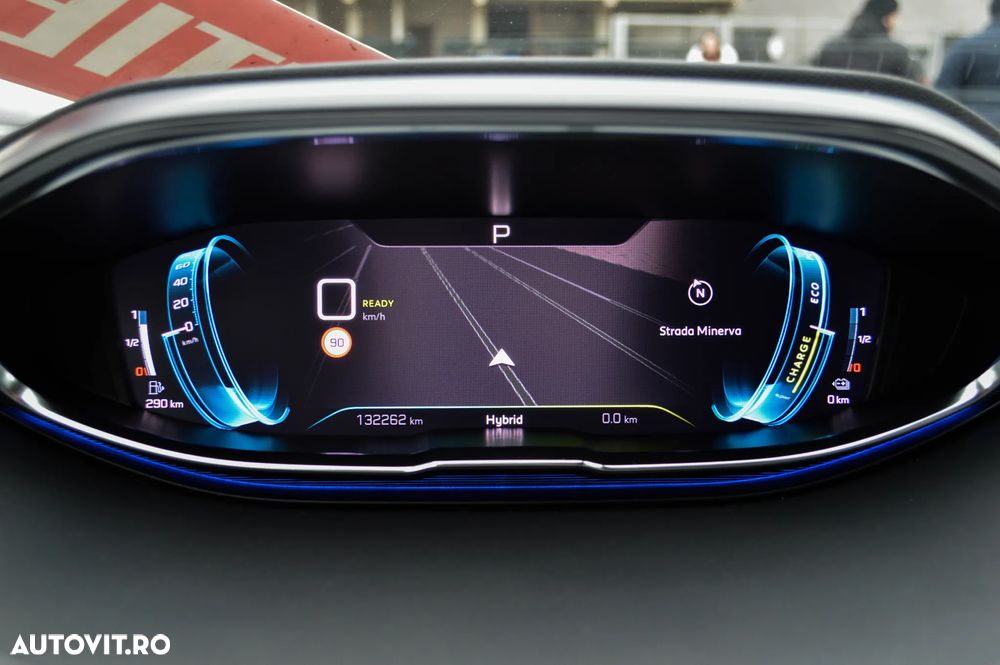 Peugeot 3008 Plug-In Hybrid 225 e-EAT8 Allure Pack - 6