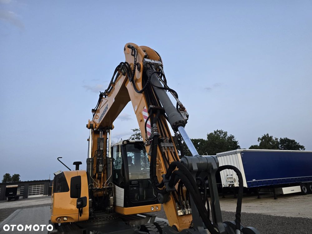 Liebherr / LIEBHERR 918 / COMPACT - 36