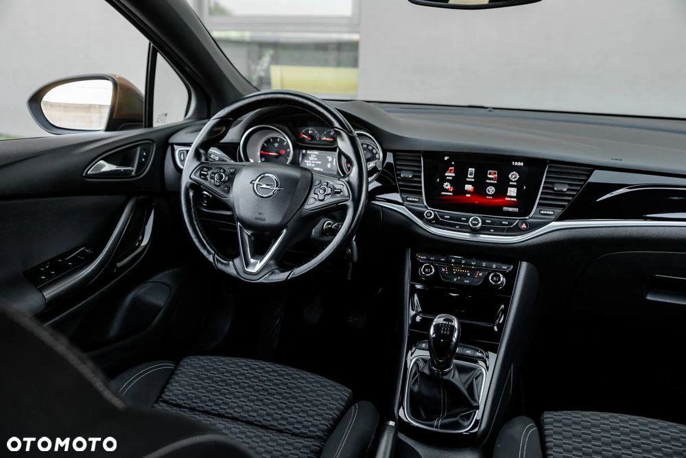 Opel Astra 1.4 Turbo Ultimate - 19