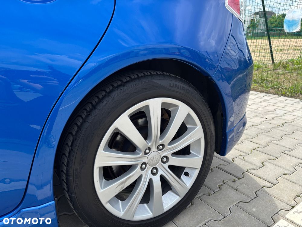 Subaru Impreza 2.0 RS - 12