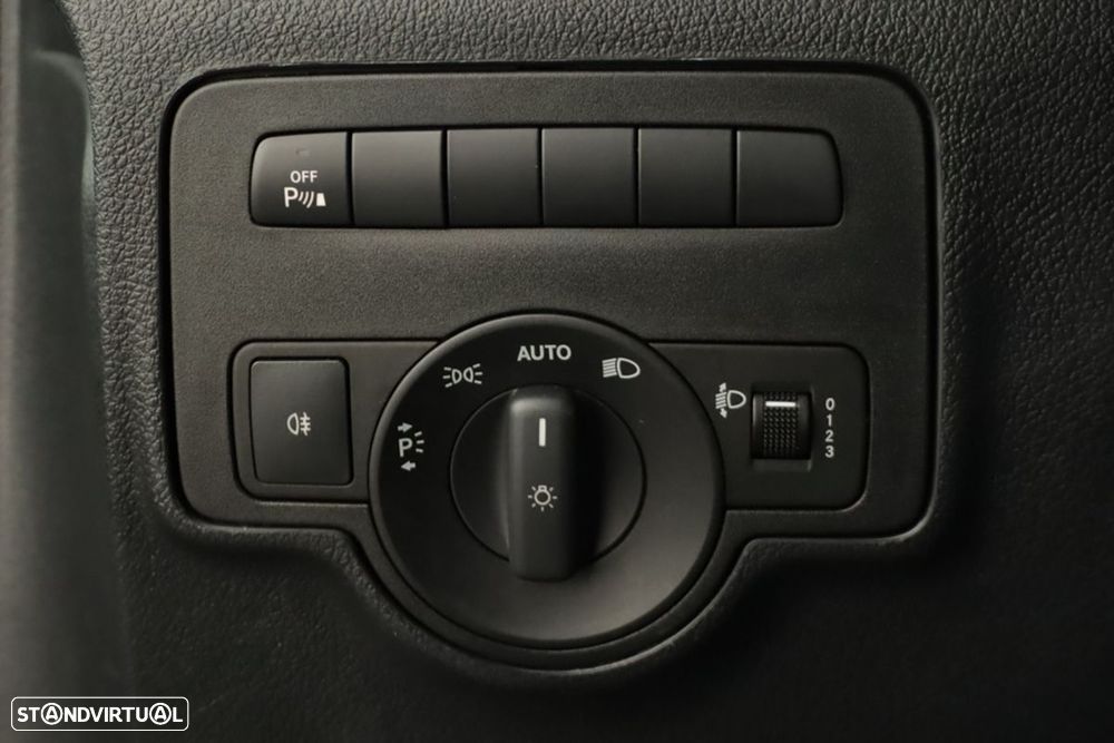 Mercedes-Benz Vito Tourer Longa Aut. SELECT - 16