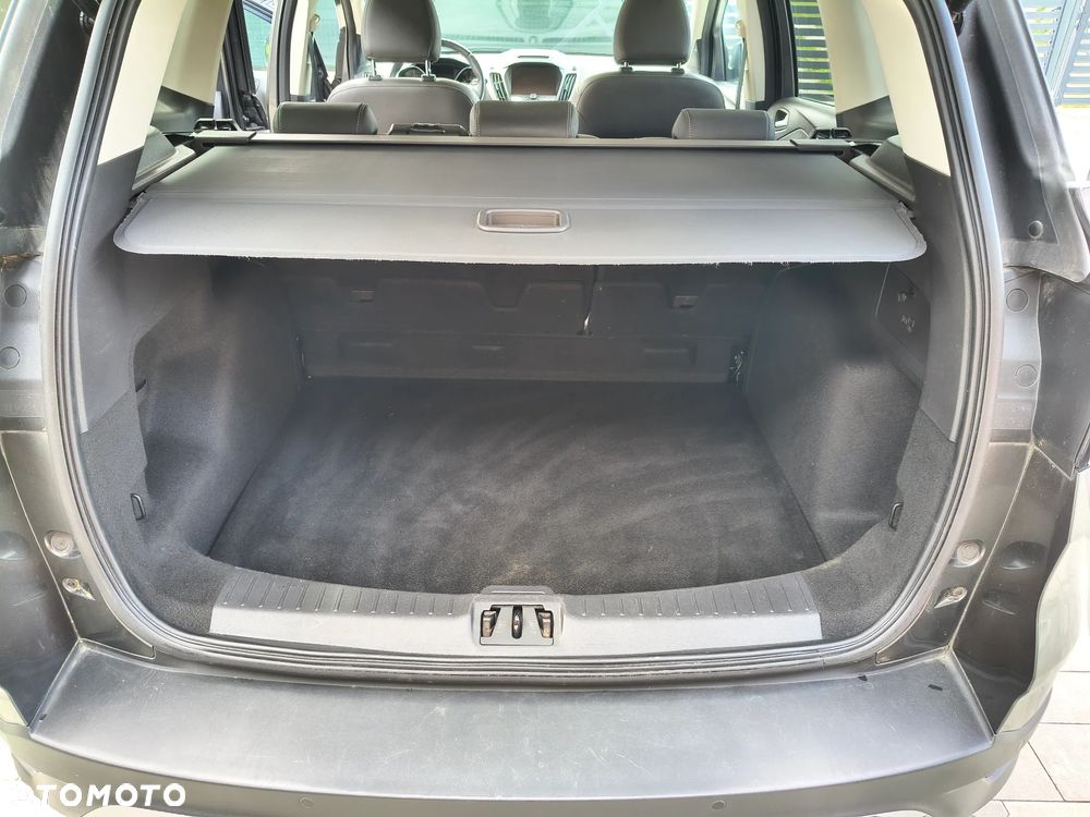 Ford Kuga 2.0 TDCi 2x4 Business Edition - 22