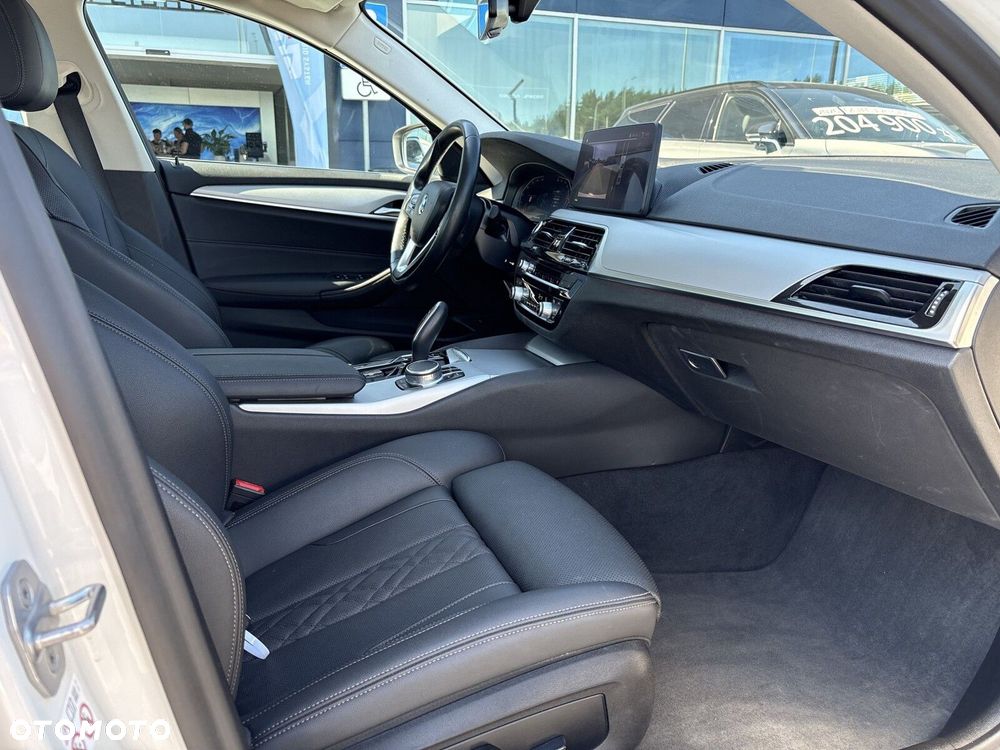 BMW Seria 5 - 10