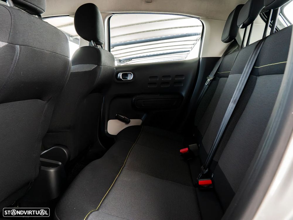 Citroën C3 1.2 PureTech Shine - 24