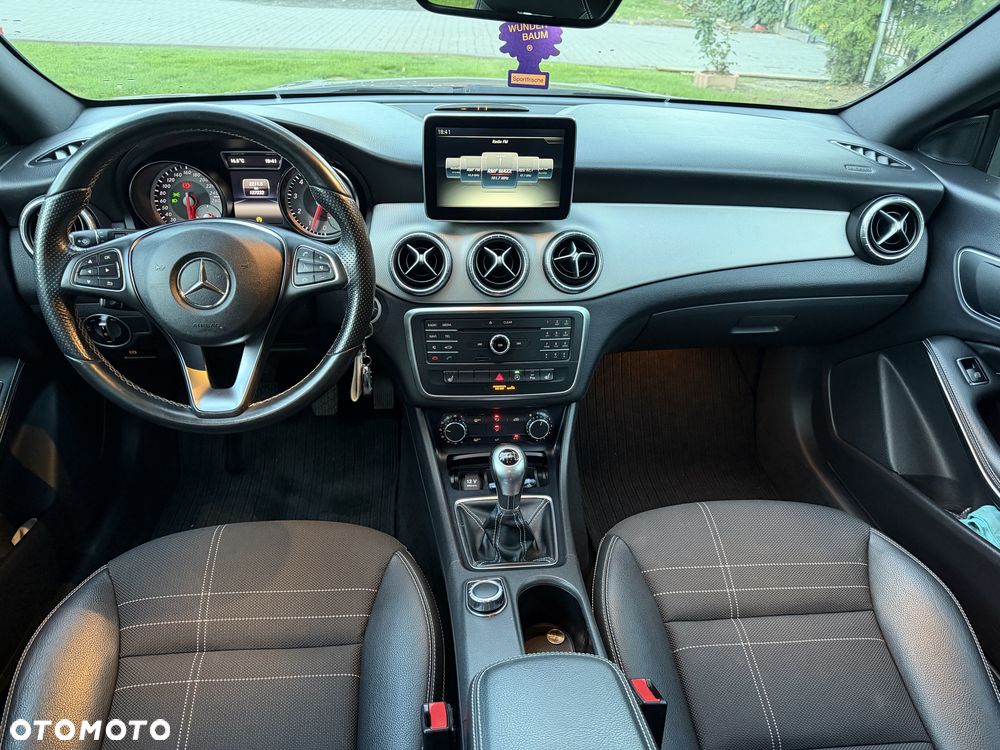 Mercedes-Benz CLA - 8