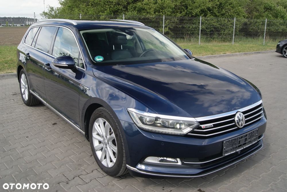 Volkswagen Passat 2.0 TDI SCR 4Mot DSG Highline - 12