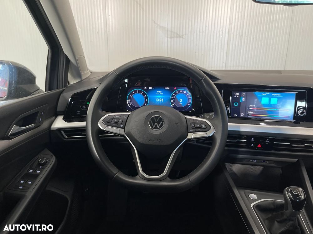 Volkswagen Golf 1.0 TSI Life - 8