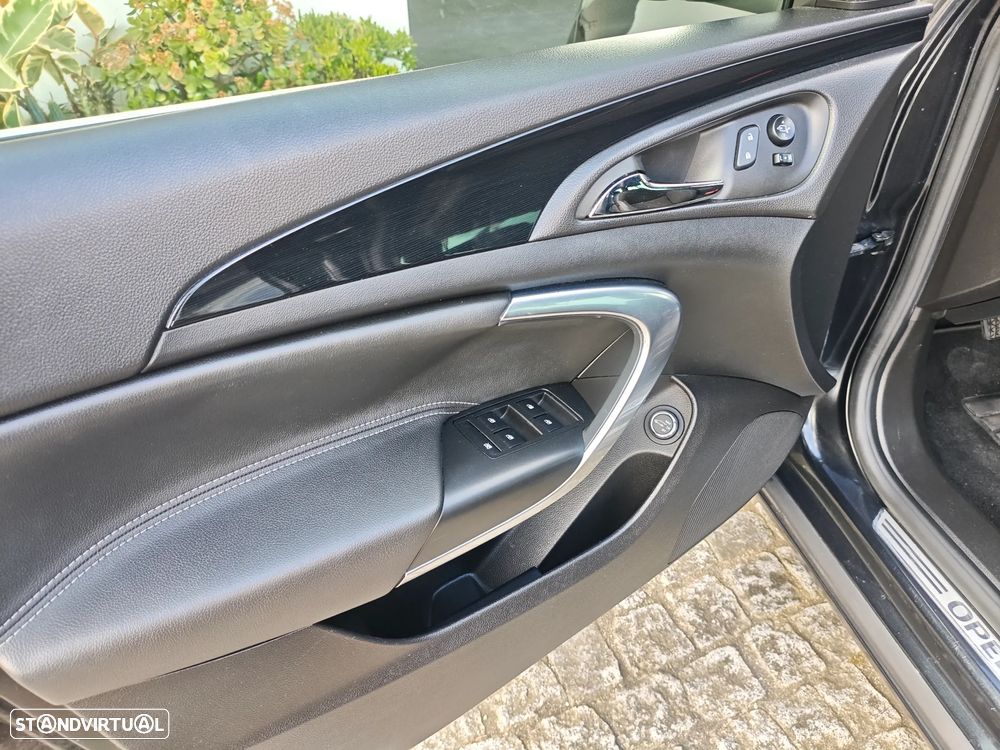 Opel Insignia Sports Tourer 2.0 CDTi Cosmo S/S - 9