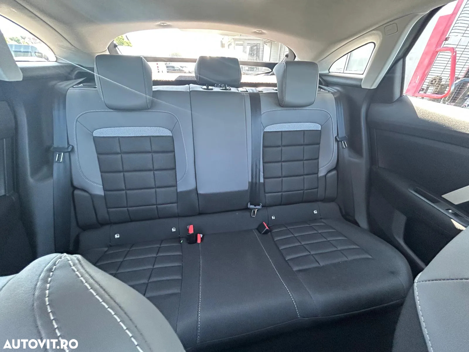 Citroën C4 1.2 136 eDCT6 MHEV PLUS - 14