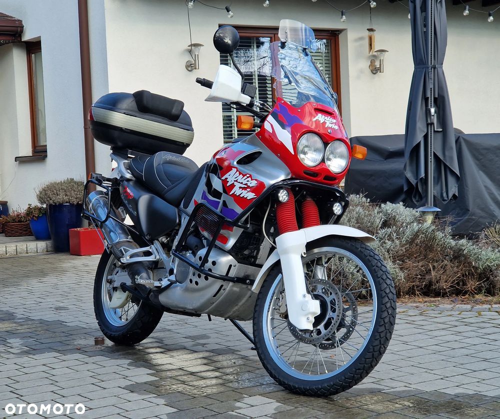 Honda XRV - 1