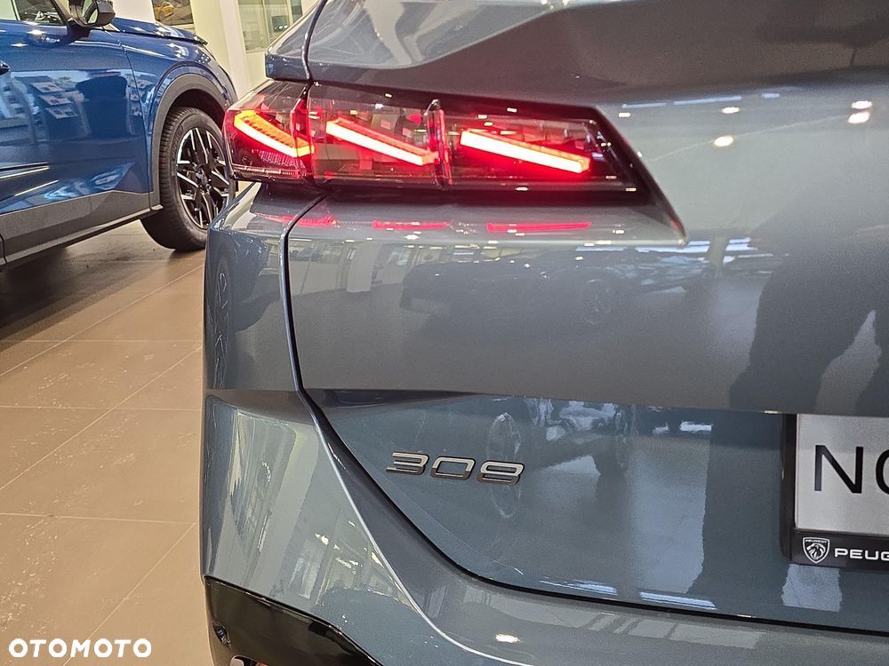 Peugeot 308 1.6 Hybrid PHEV GT Exclusive e-DCS7 - 24