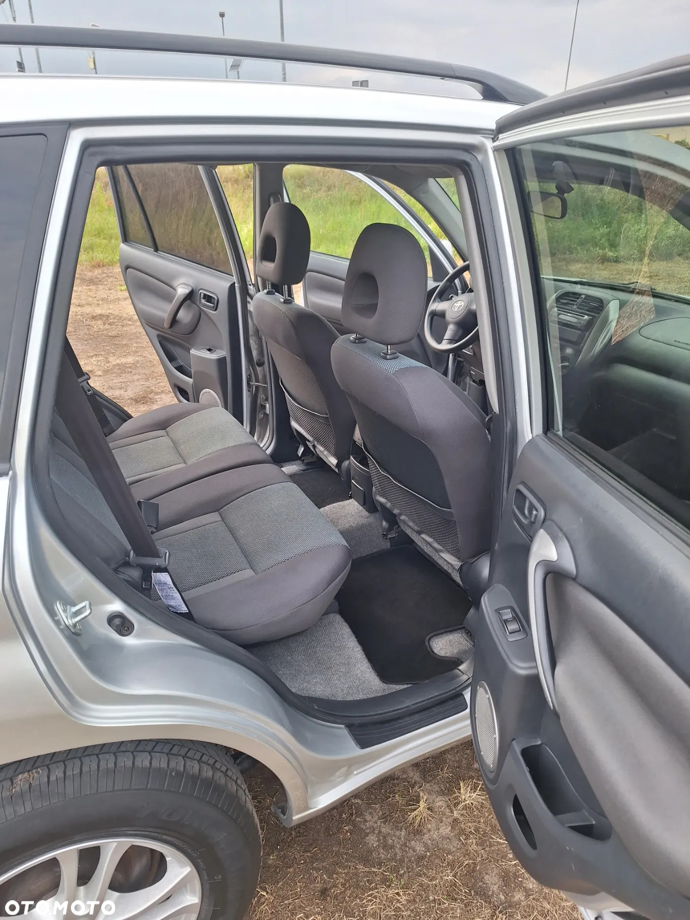 Toyota RAV4 1.8 VVT-i Terra 2WD - 14