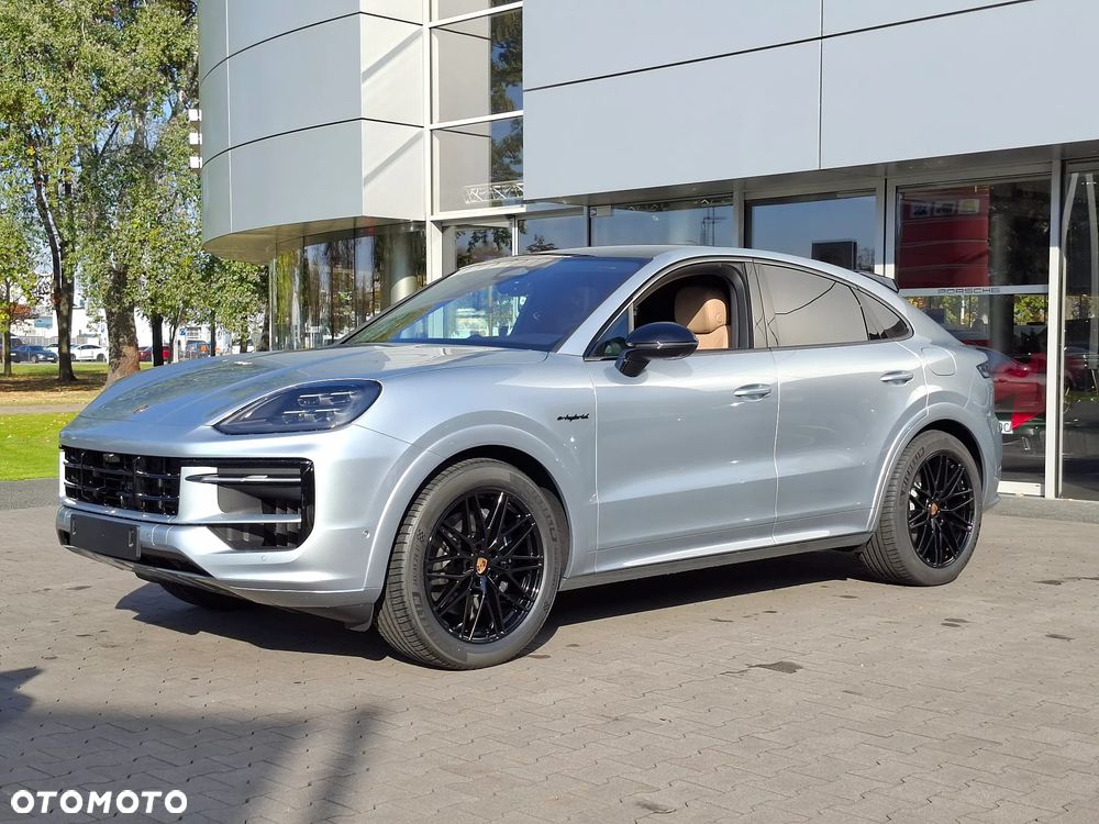 Porsche Cayenne E-Hybrid PHEV Black Edition - 2
