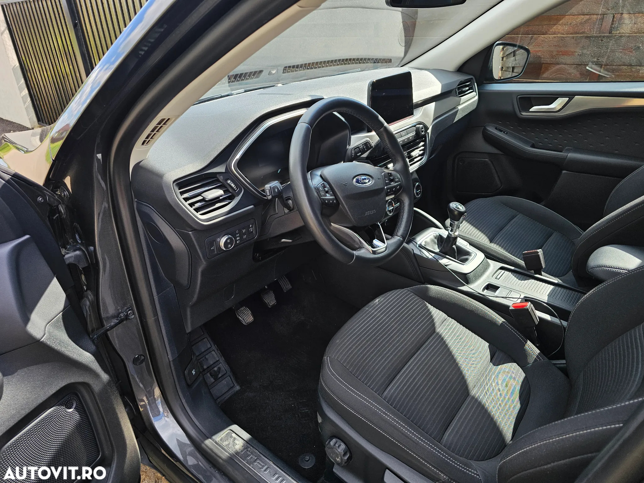 Ford Kuga 1.5 EcoBoost FWD Titanium - 15
