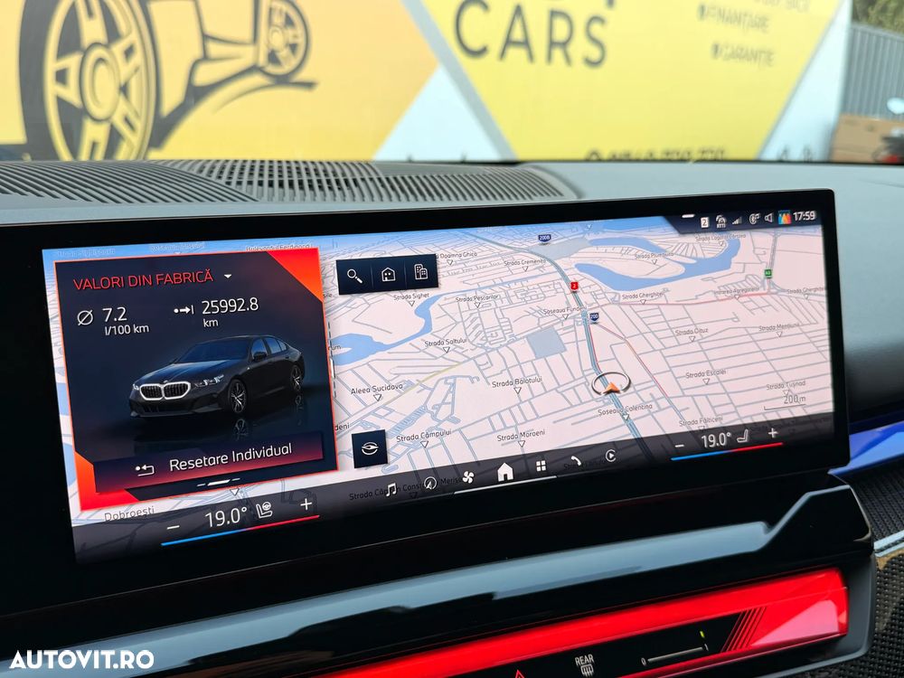 BMW Seria 5 520i AT MHEV - 30