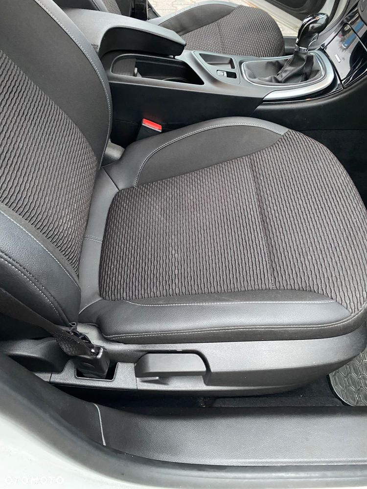 Opel Insignia 2.0 CDTI Cosmo S&S - 34
