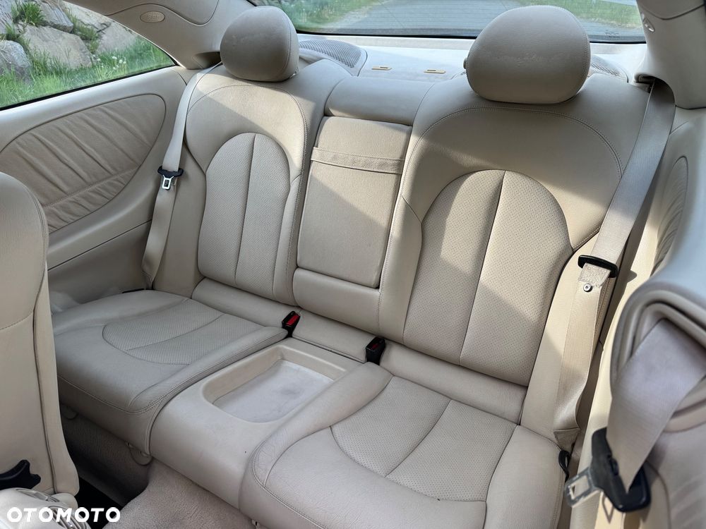 Mercedes-Benz CLK 270 CDI Elegance - 15