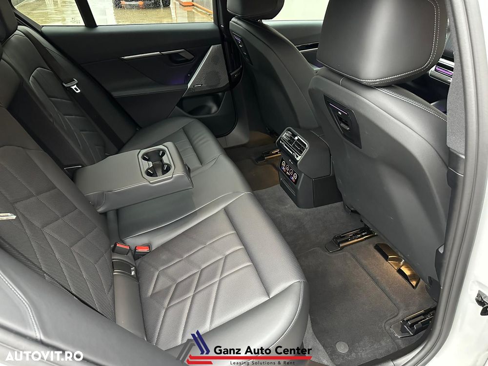 BMW Seria 5 520i AT MHEV - 15