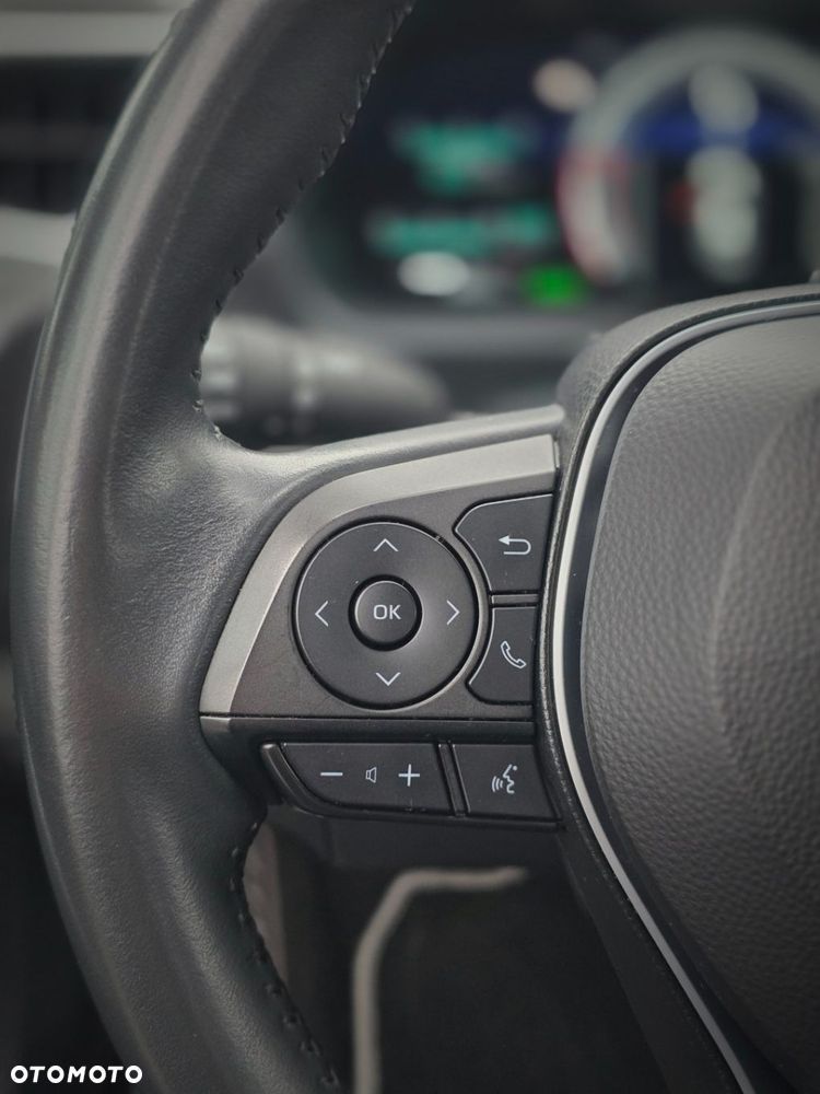 Toyota Corolla 1.8 Hybrid Comfort - 17