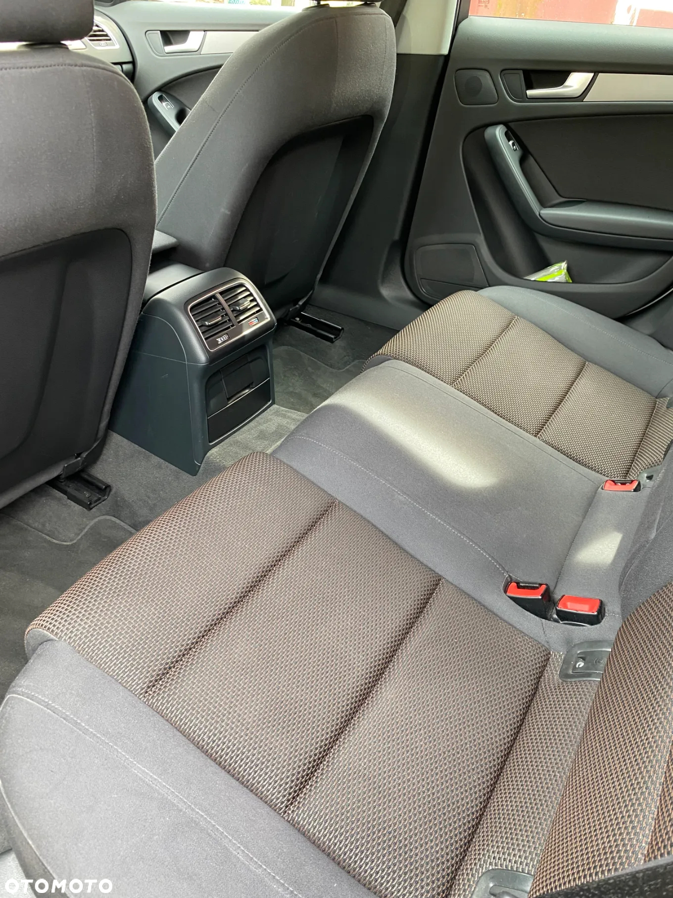 Audi A4 Allroad 2.0 TDI Quattro - 8