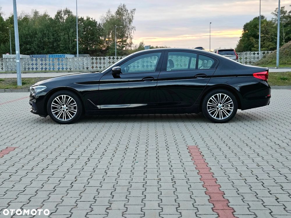BMW Seria 5 530i xDrive Luxury Line - 2