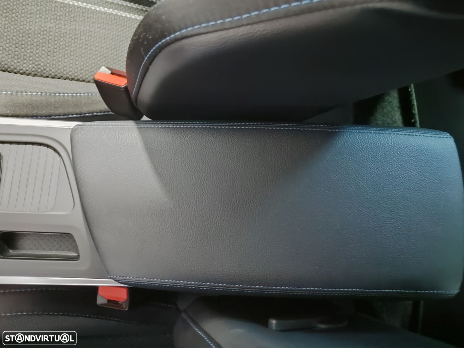 Renault Mégane 1.6 TCe GT EDC - 39