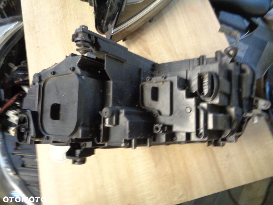VW TIGUAN 5NA LAMPA PRAWA PRZÓD EUROPA 5NN941081C - 4
