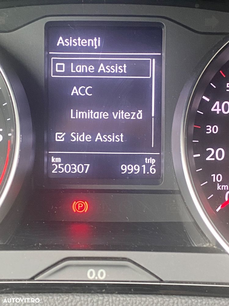 Volkswagen Passat 2.0 TDI DSG Comfortline - 15