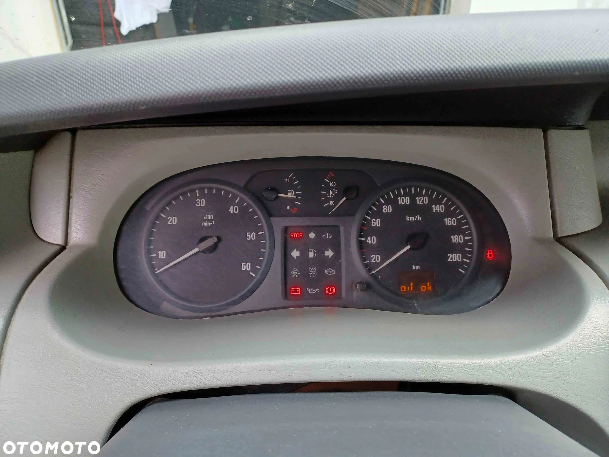 Opel VIVARO - 10