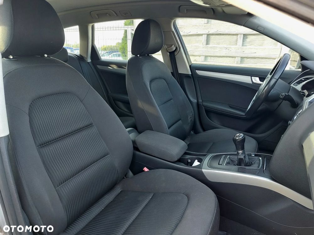Audi A4 Limousine - 17