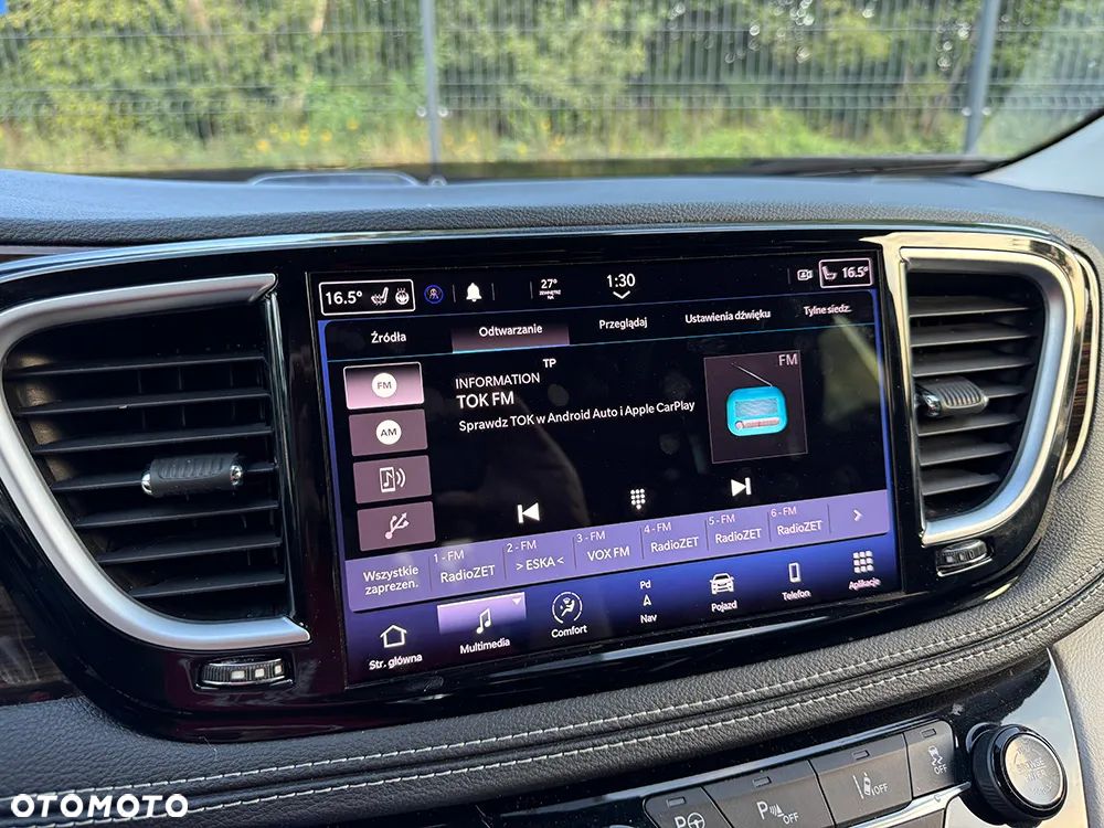 Chrysler Pacifica - 23