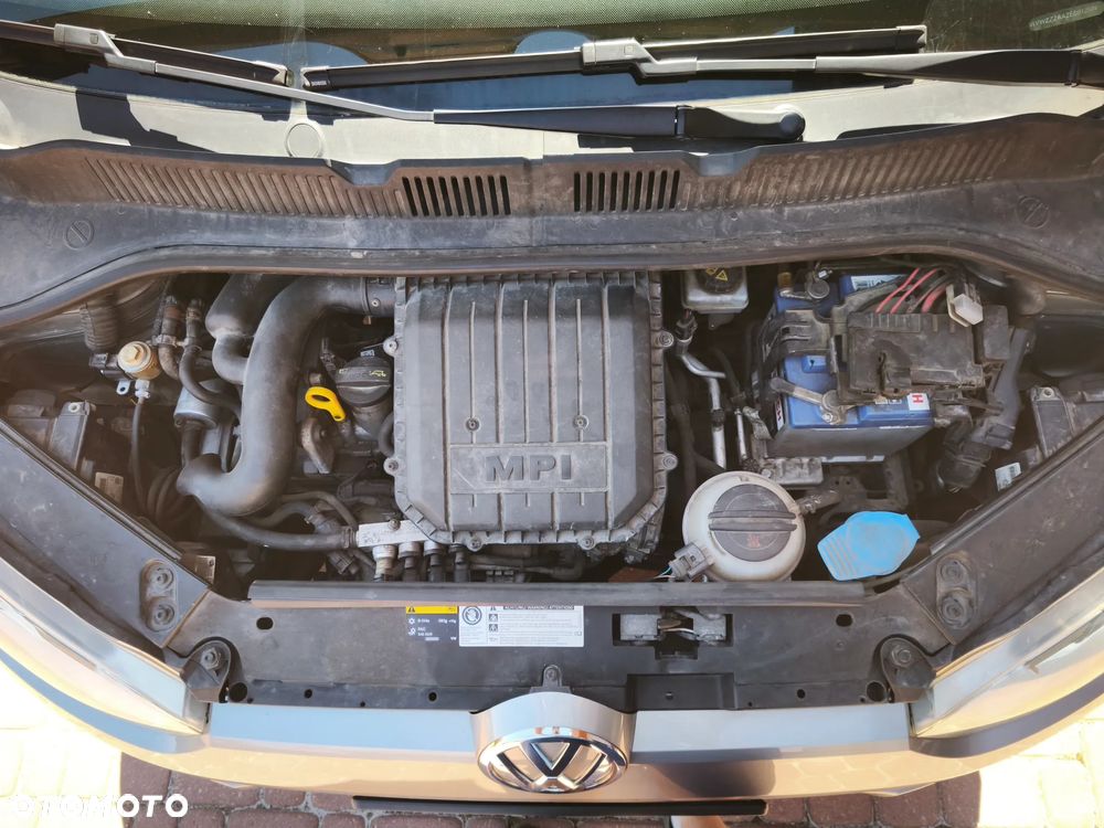 Volkswagen up! 1.0 move - 33