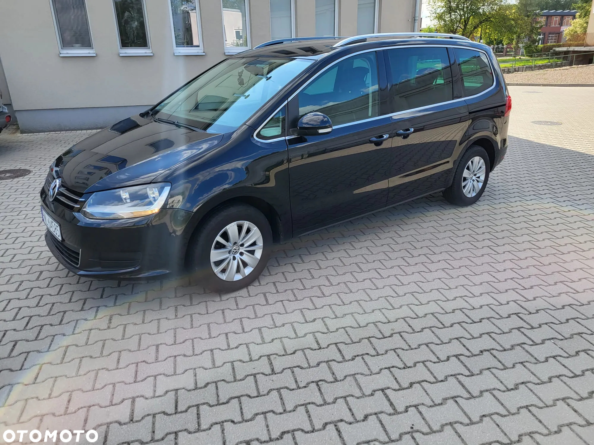 Volkswagen Sharan 2.0 TDI DSG Blue Motion Style - 2