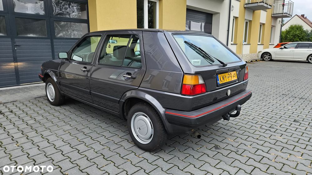 Volkswagen Golf 1.6 GL D - 7