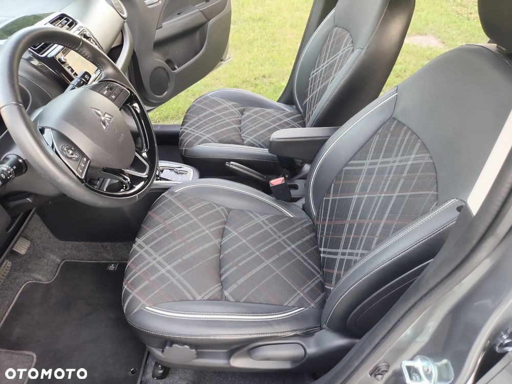 Mitsubishi Space Star 1.2 AS&G Invite CVT - 19