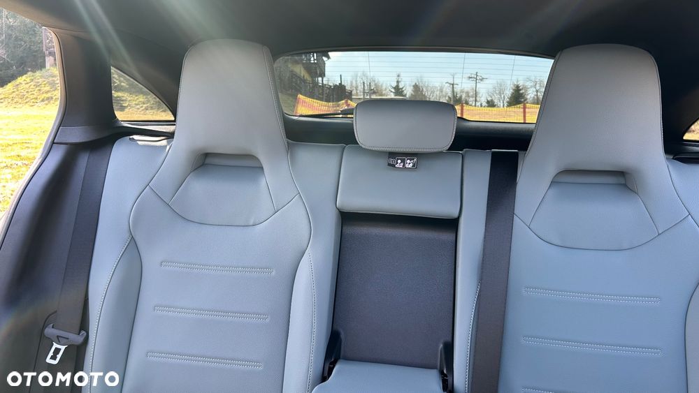Mercedes-Benz CLA 200 AMG Line 7G-DCT - 9