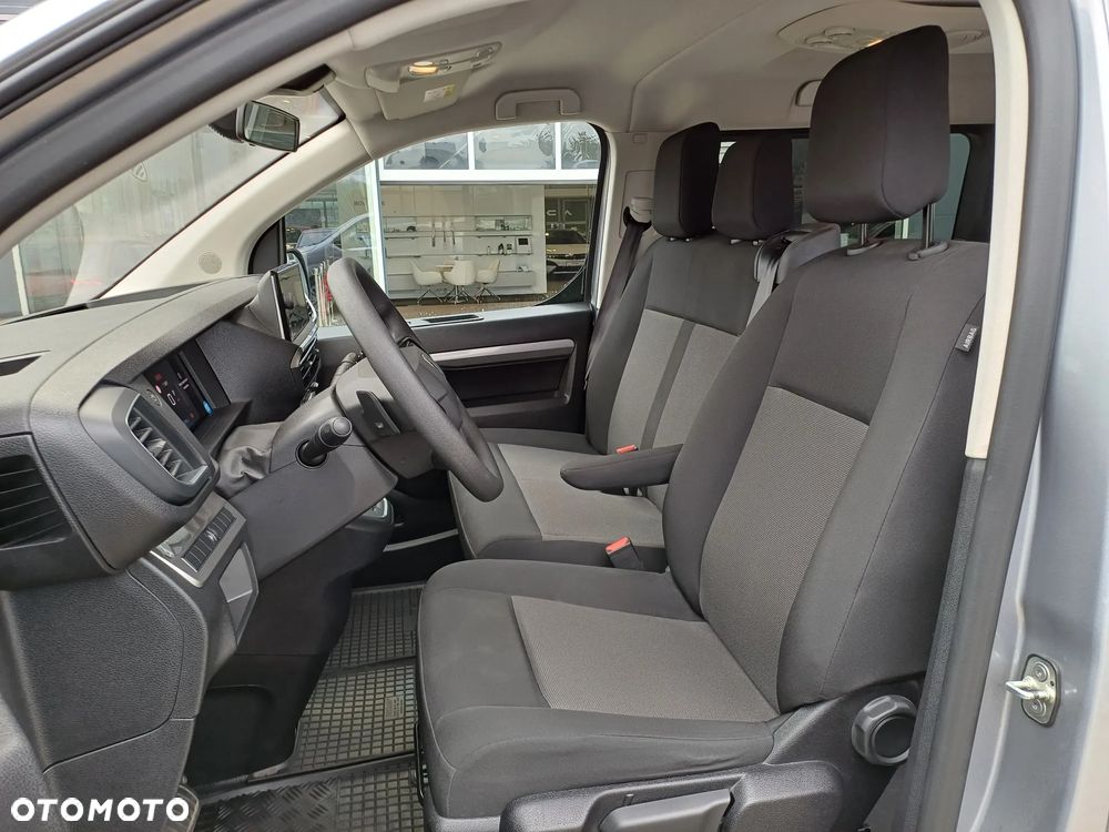 Peugeot Traveller 2.2 BlueHDi Long Business EAT8 - 8
