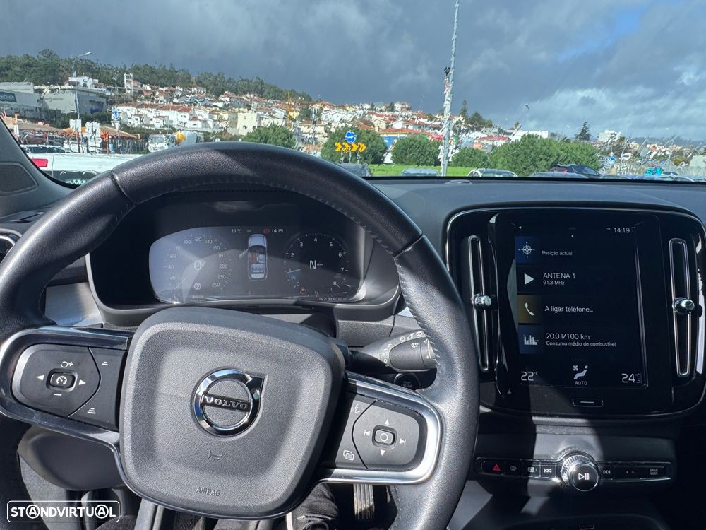 Volvo XC 40 1.5 T3 Momentum - 5