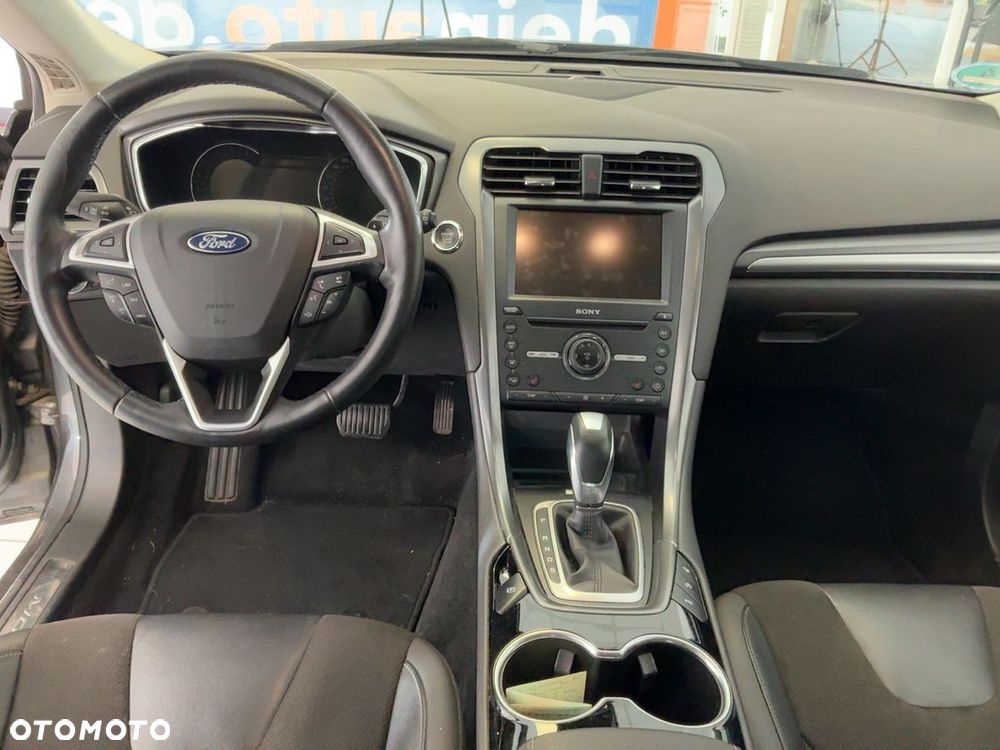 Ford Mondeo 2.0 TDCi Titanium PowerShift - 8
