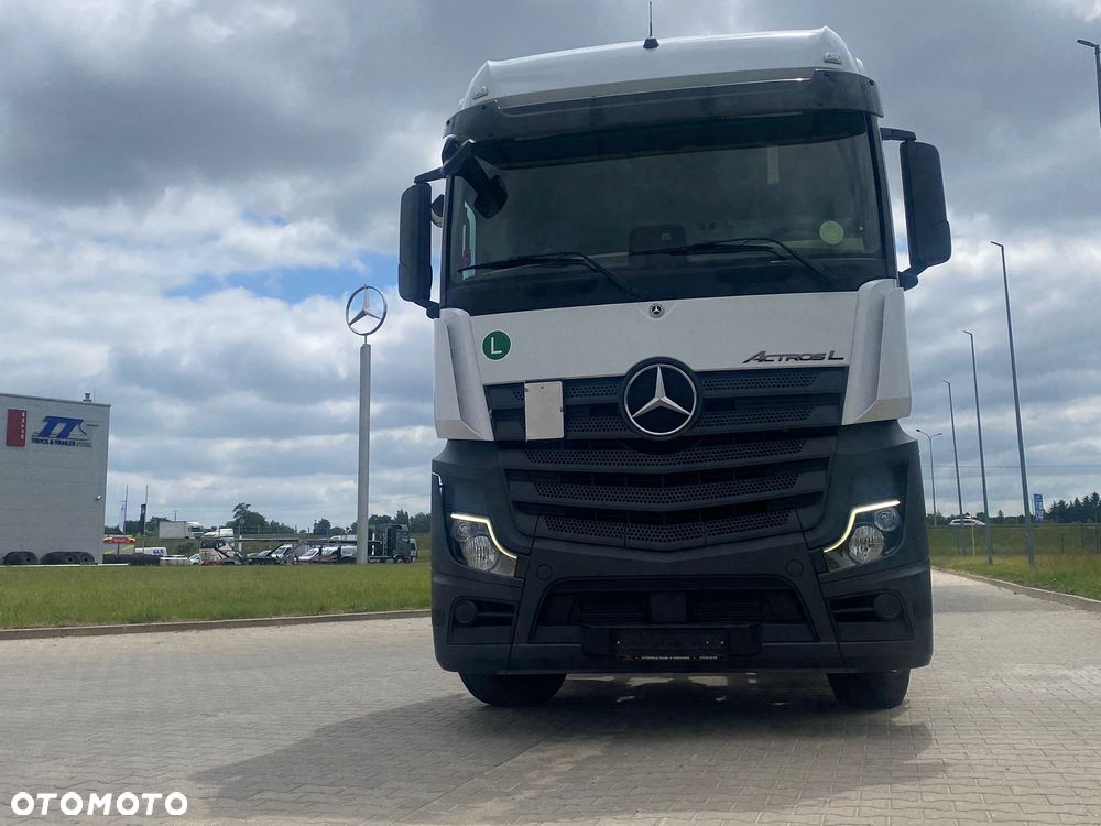 Mercedes-Benz Actros L 1845 LS - 1