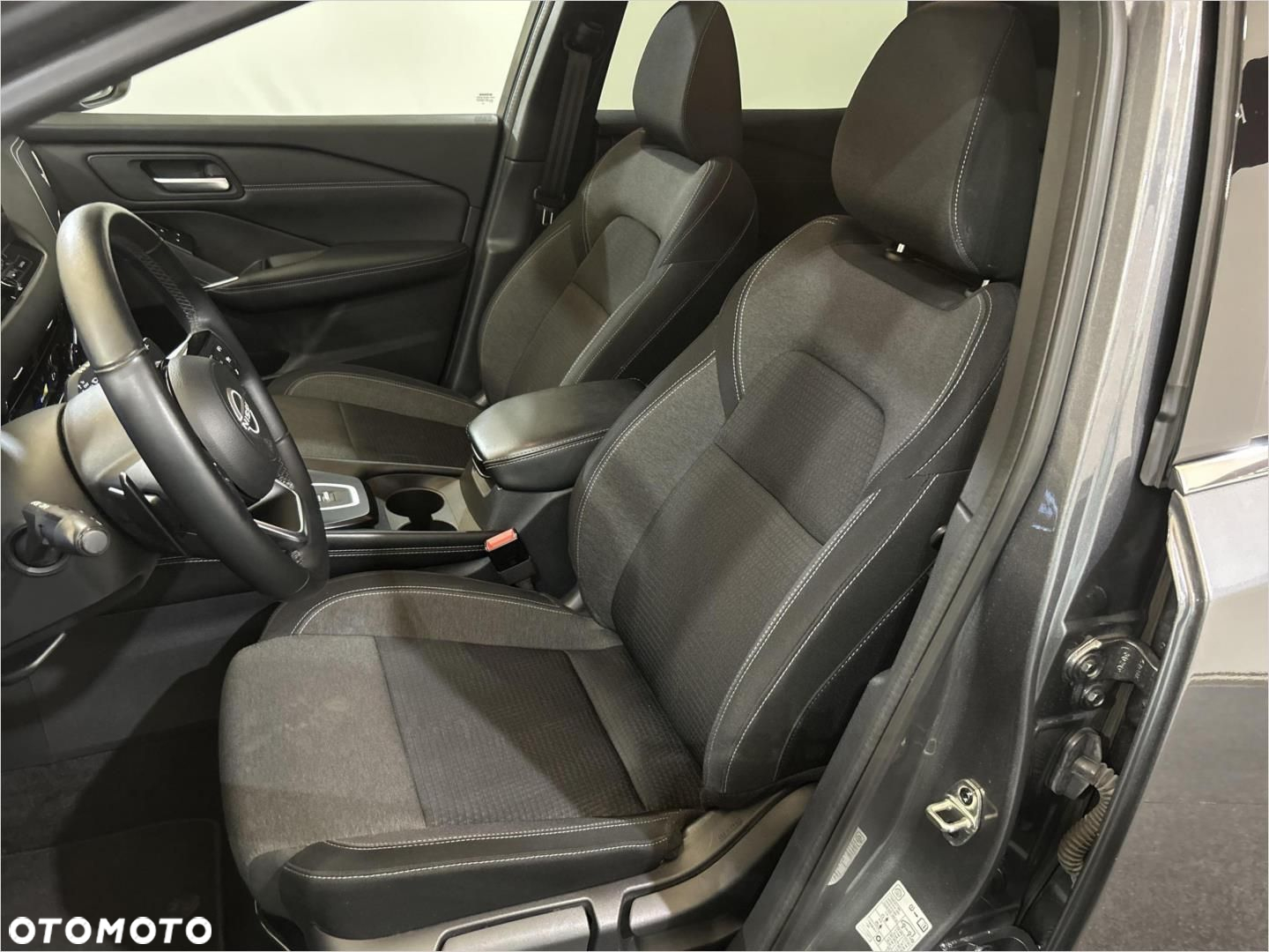 Nissan Qashqai 1.3 DIG-T mHEV N-Connecta Xtronic - 10