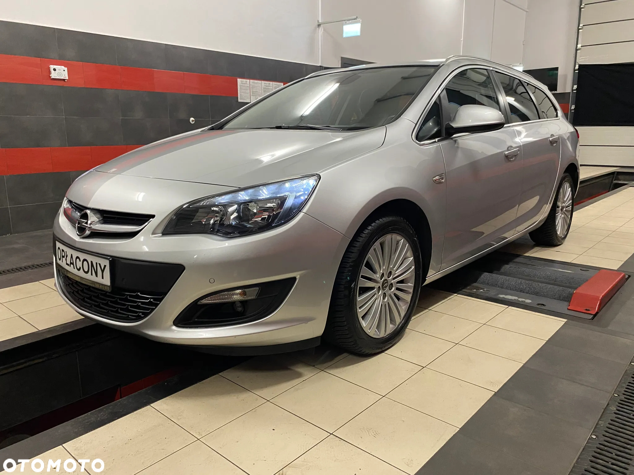 Opel Astra 1.4 Turbo Sports Tourer Edition - 2