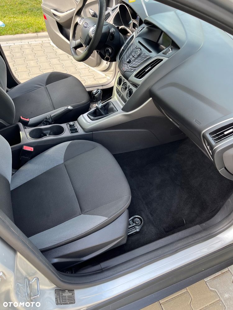 Ford Focus - 18