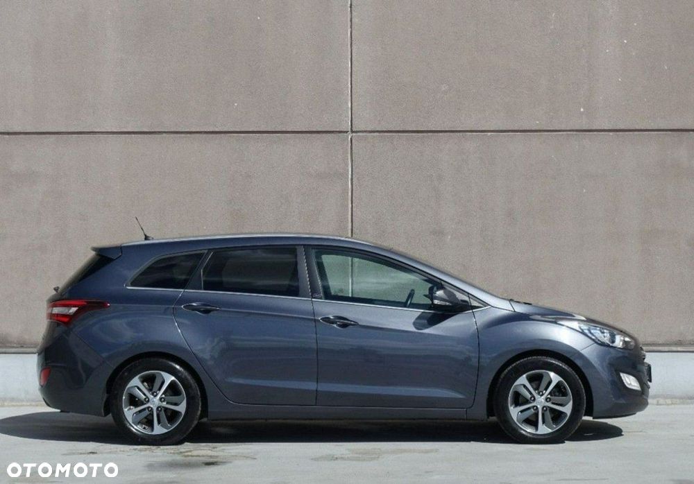 Hyundai i30 1.6 CRDi BlueDrive Go - 3