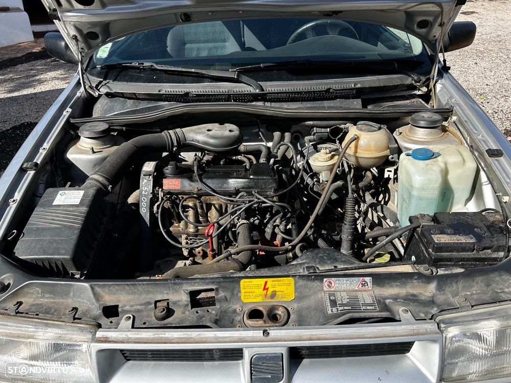 SEAT Toledo 1.6 GL - 6