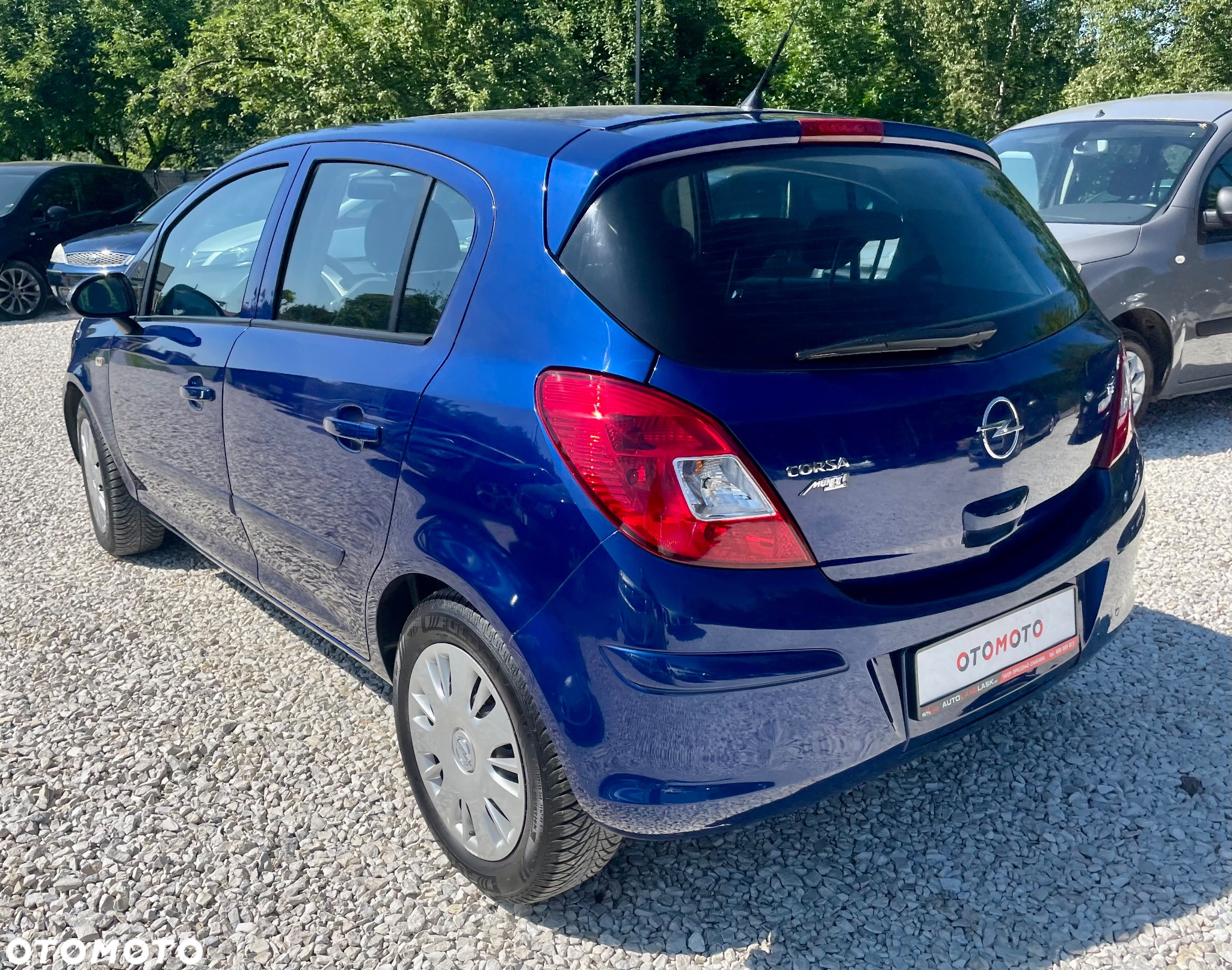 Opel Corsa 1.4 16V Enjoy - 21